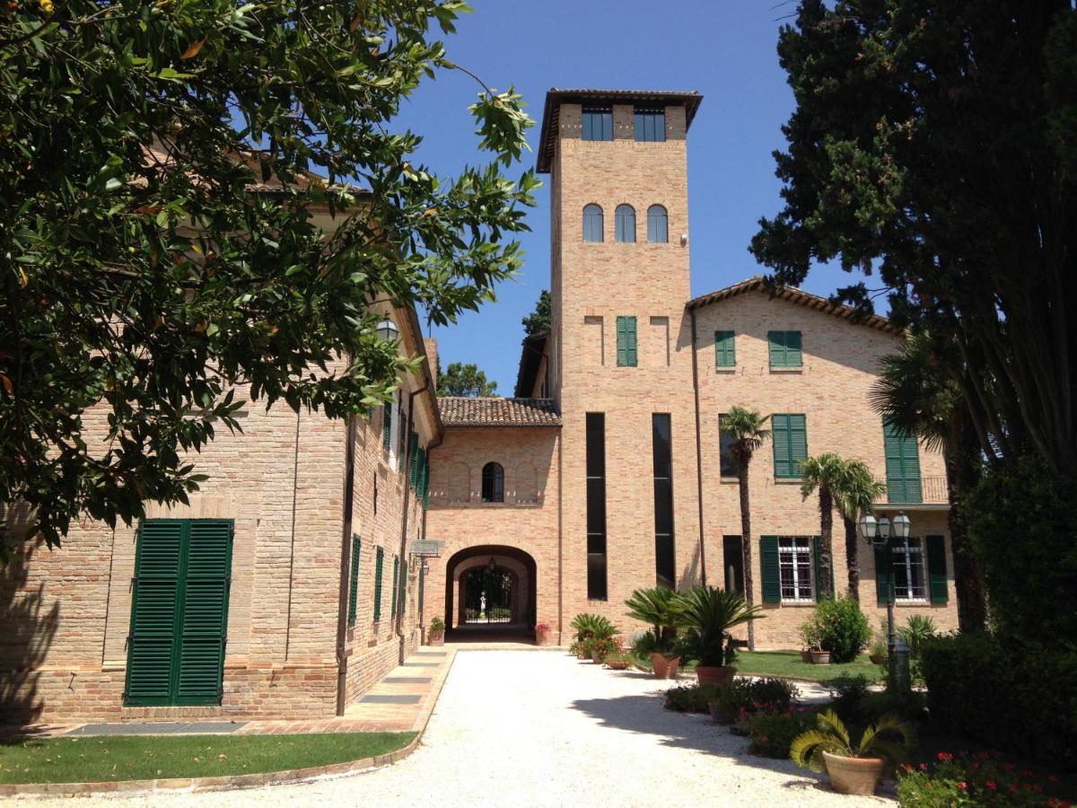 Relais Villa Sant'Isidoro Colbuccaro Экстерьер фото